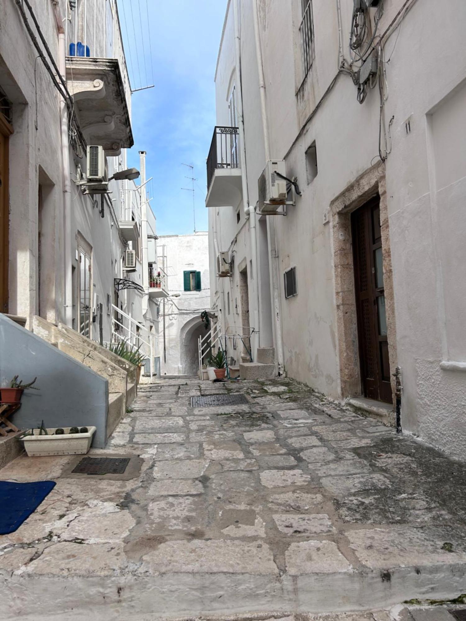 La 13 Guest House Ostuni Exterior photo