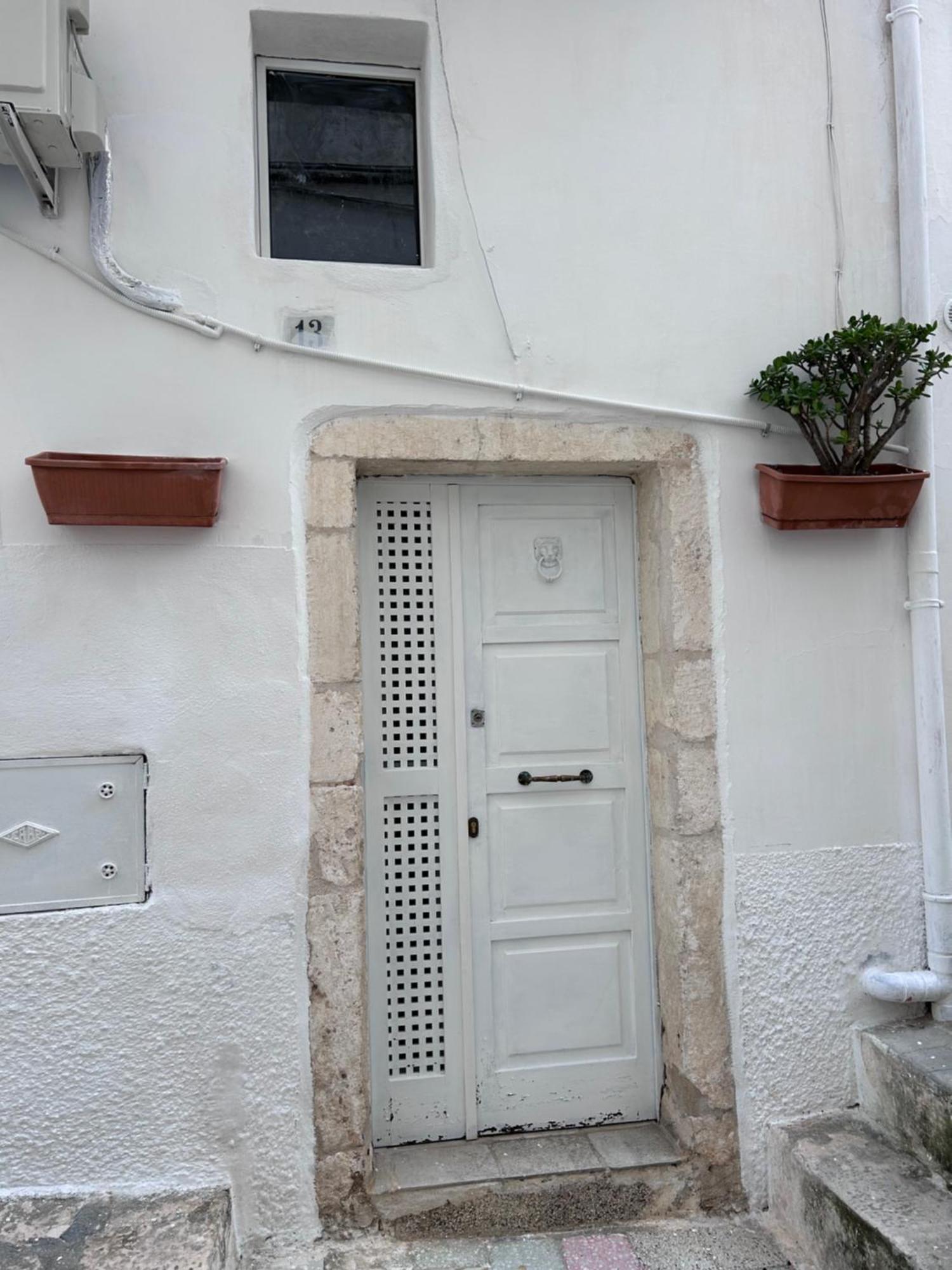 La 13 Guest House Ostuni Exterior photo